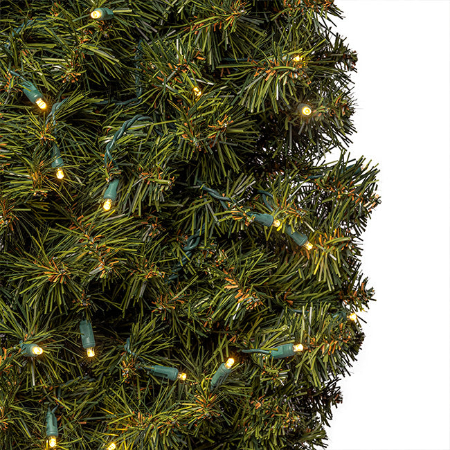 Warm White Pre-lit Christmas Wreath