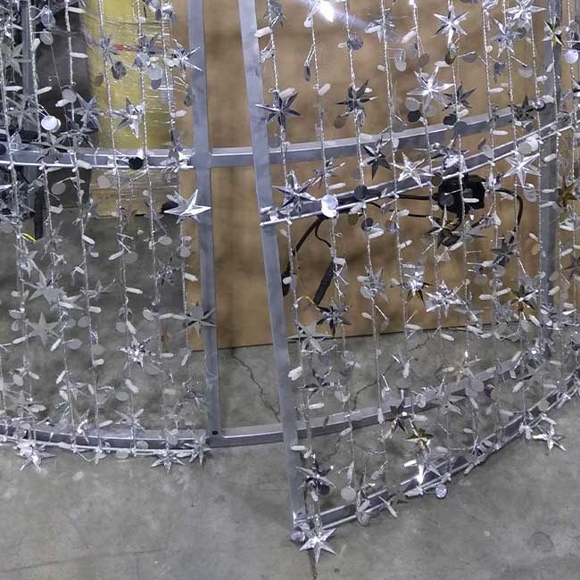 SlimLine Versaline Frame Tree with Star Garland