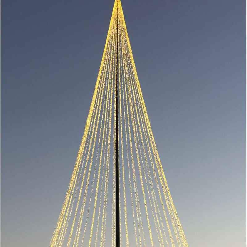 Pole Tree Structures • Compatible with Versaline Crab Light Kits