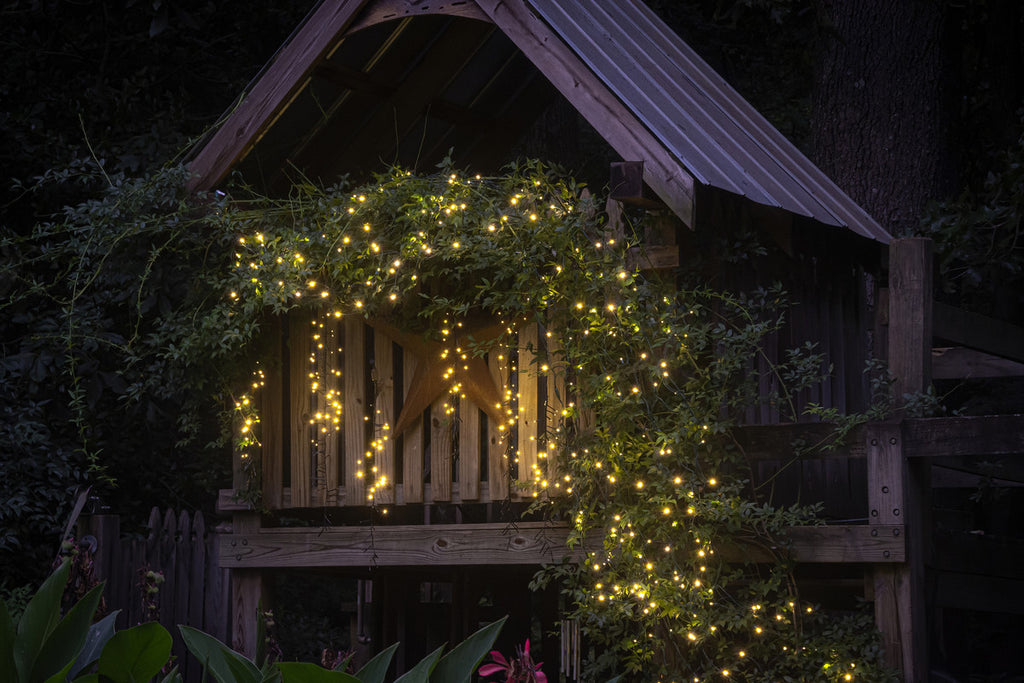S4 Lights: Commerical Decorative Holiday Lights & Greenery